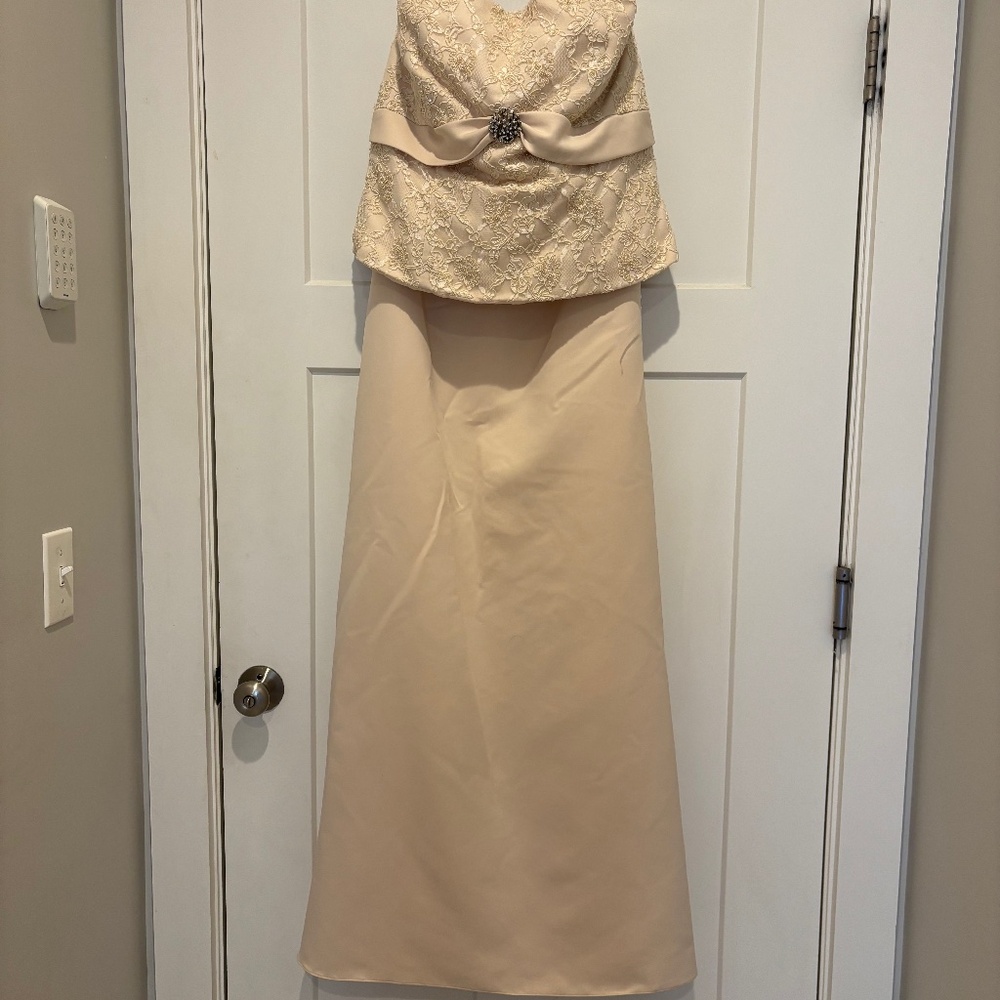 Ivory lace and slipper satin gown size 14 with bolero jacket